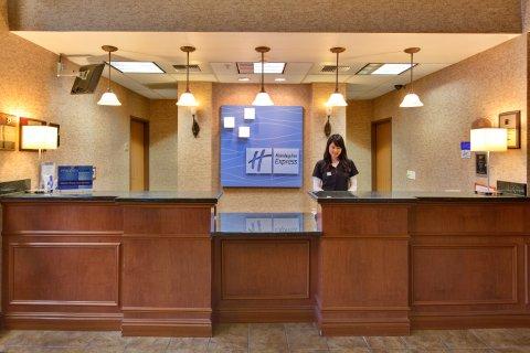 Holiday Inn Express Tehachapi By Ihg Esterno foto