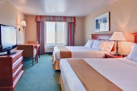 Holiday Inn Express Tehachapi By Ihg Esterno foto
