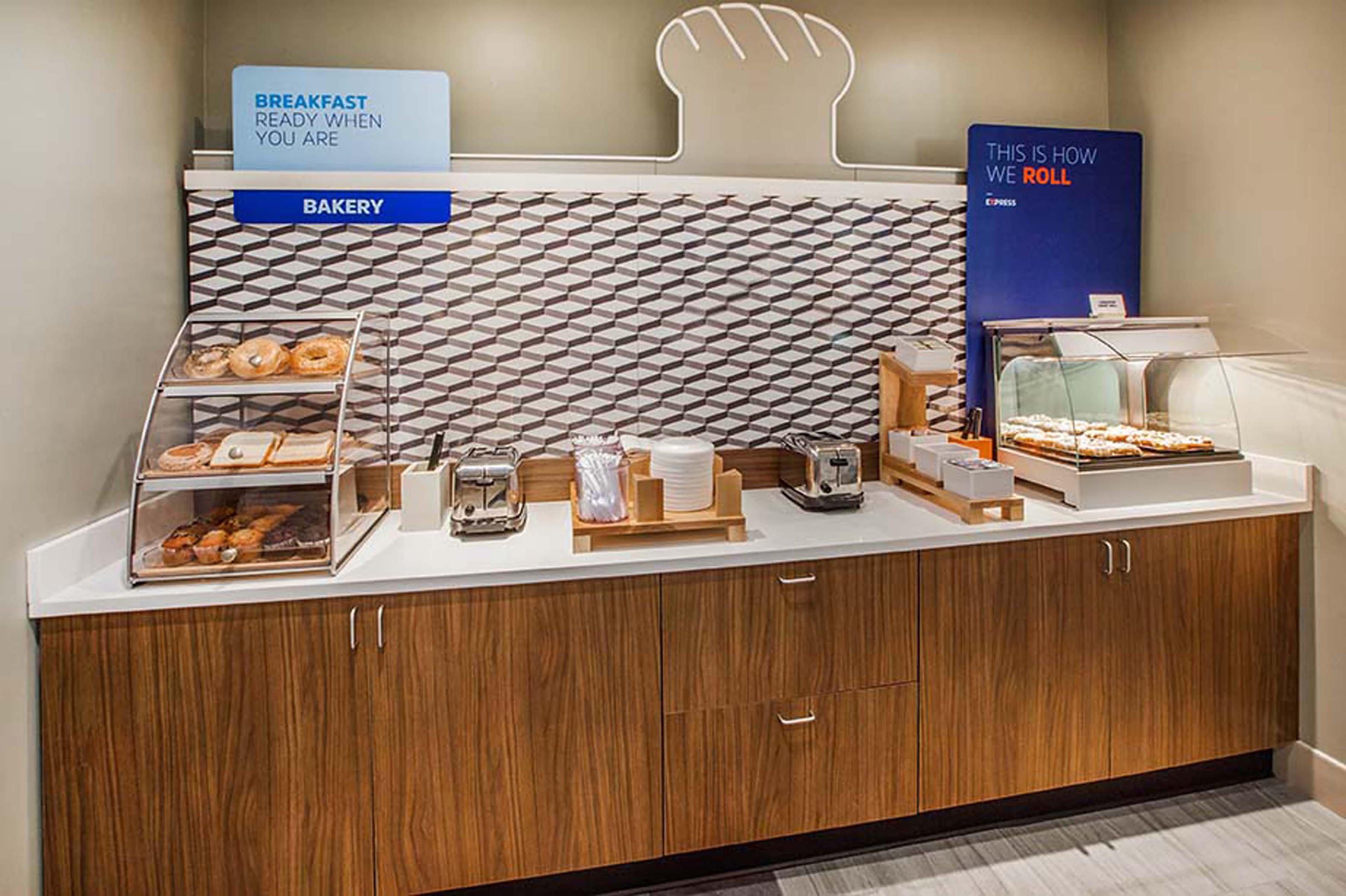 Holiday Inn Express Tehachapi By Ihg Esterno foto