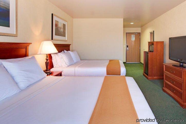 Holiday Inn Express Tehachapi By Ihg Esterno foto