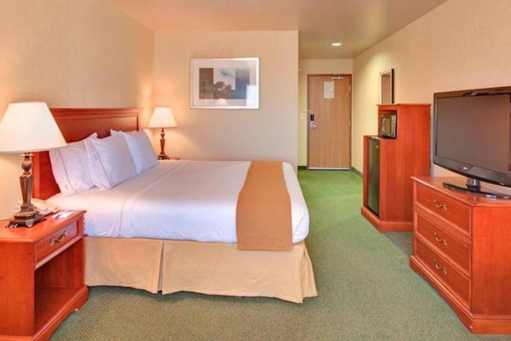 Holiday Inn Express Tehachapi By Ihg Esterno foto